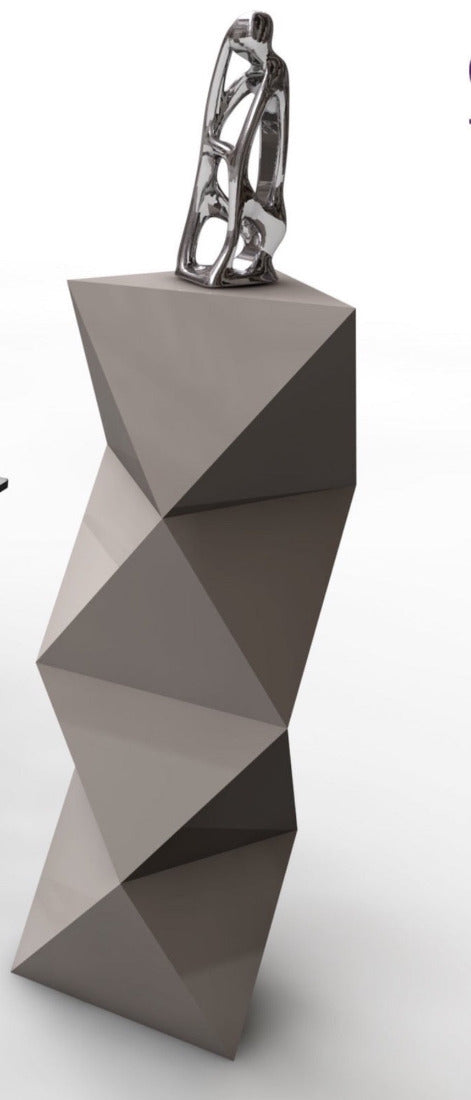 Decor pillar with geometric blocks