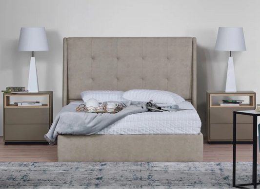 queen sleigh bed with hidden storage trunk