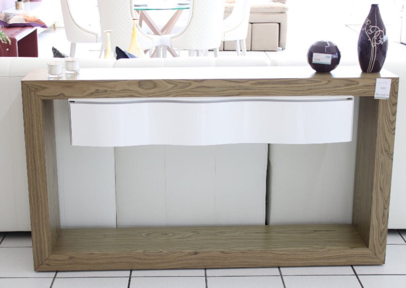 Console with one drawer and in a Light wood and white gloss finish